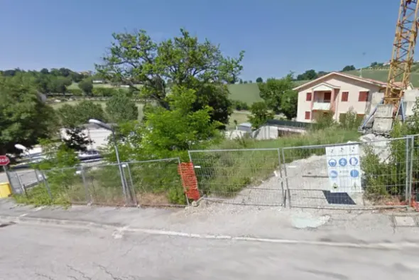 #19513 Terreno edificabile residenziale di 1.103 mq