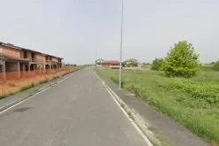 #22793 Terreno edificabile residenziale di 1.606 mq