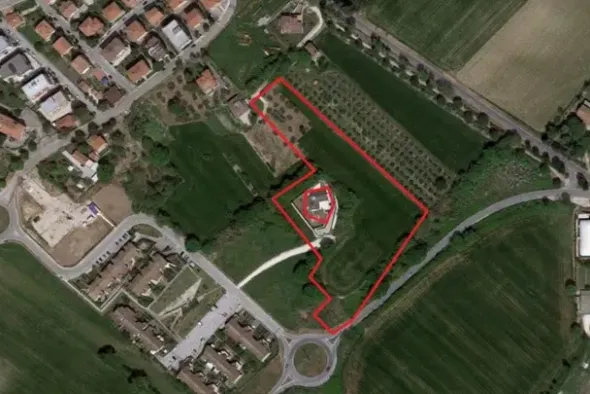 #6615 Terreno edificabile residenziale di 13.876 mq