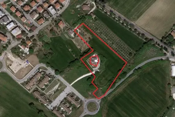 #6615 Terreno edificabile residenziale di 13.876 mq