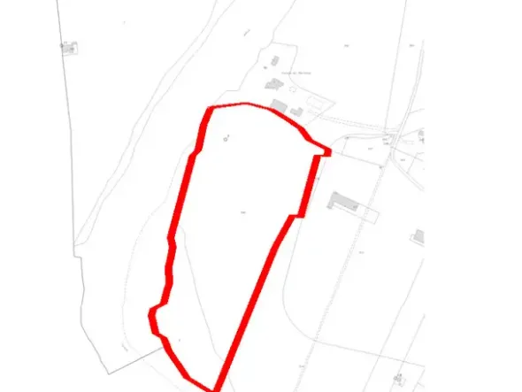 #4798 Terreno parzialmente edificabile di 48.245 mq