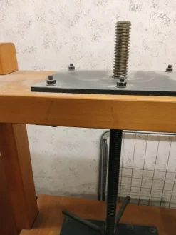 Torchio da rilegatura professionale in legno