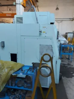 8#8076 Torni CNC Biglia B.501/YS/8