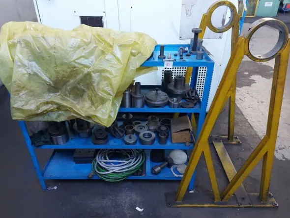 8#8076 Torni CNC Biglia B.501/YS/8