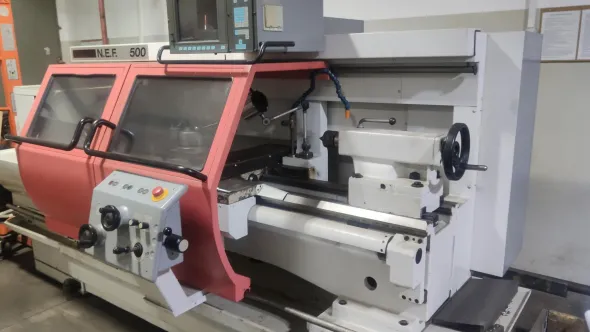 Tornio CNC GILDEMEISTER NEF Plus 500