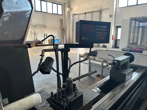 Tornio parallelo ZMM 285 X 2000 mm