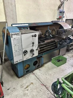Tornio usato Graziano Sag 210 in ottime condizioni