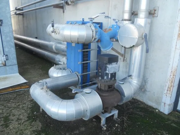 7#4851 Torre di raffreddamento Thermac e cavi elettrici