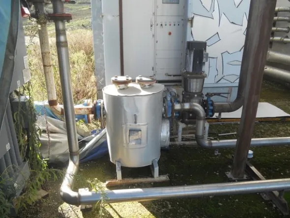 7#4851 Torre di raffreddamento Thermac e cavi elettrici