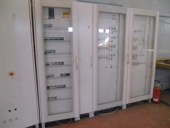 7#4851 Torre di raffreddamento Thermac e cavi elettrici