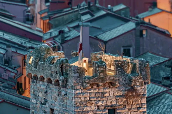 Torre unica al mondo del 1161 a Portovenere