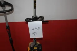 41#5817 Tosaerba Ibea e motosega Sthil