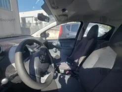 3#10043 Toyota Aygo e mobilio da ufficio