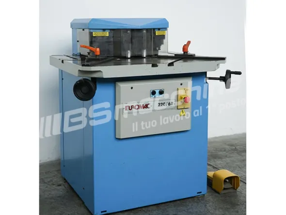 Tranciatrice scantonatrice ad angolo variabile regolazione gioco lame automatica EUROMAC 220/6R
