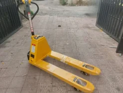 3#8398 Transpallet elettrico