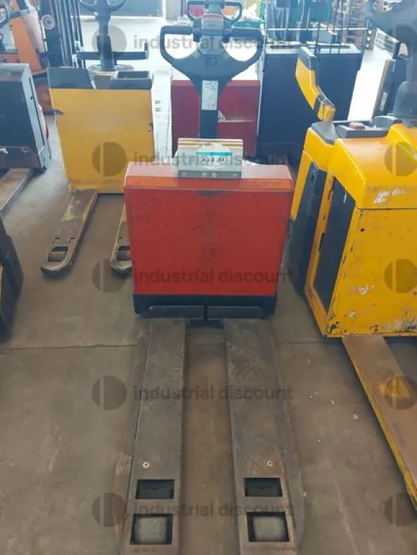 11#9470 Transpallet elettrico BT