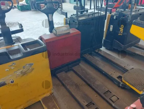 10#9470 Transpallet elettrico BT LWE200