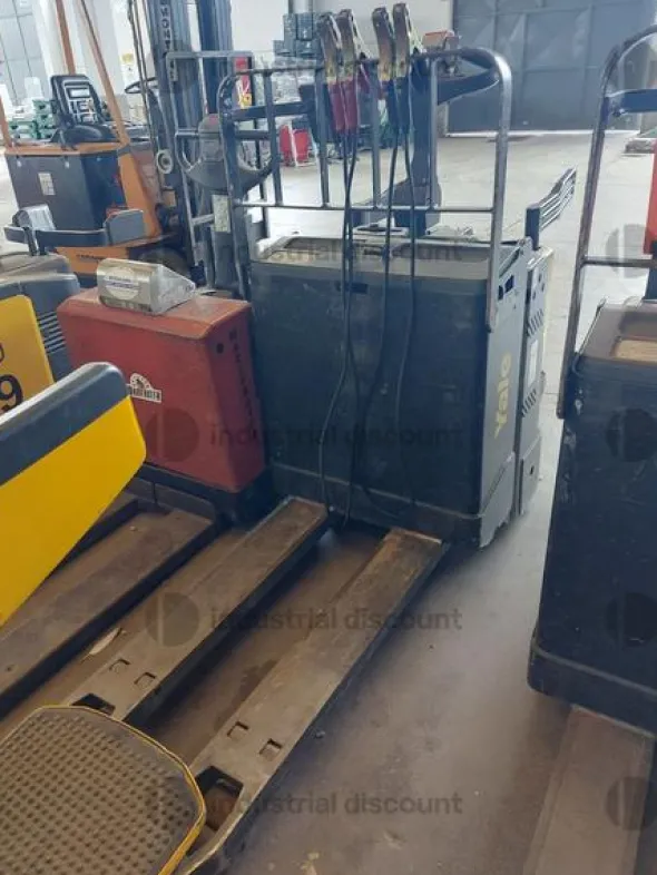 4#9470 Transpallet elettrico Yale MP20X