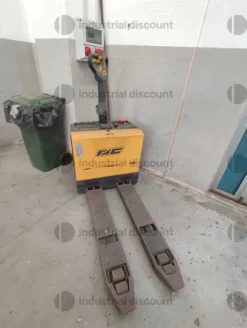 2#10039 Transpallet, Gruppo elettrogeno Elcos ecompressore Kaeser