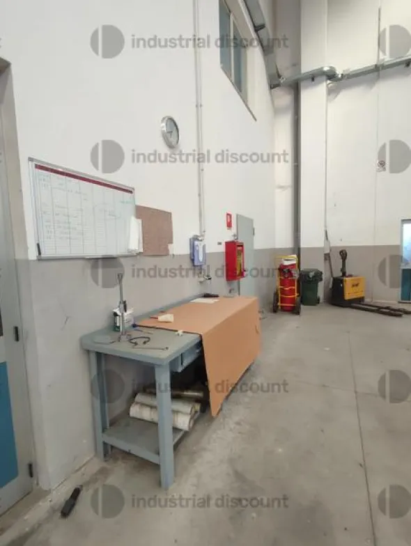 2#10039 Transpallet, Gruppo elettrogeno Elcos ecompressore Kaeser