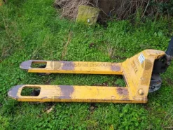 1#9595 Transpallet manuale C.E.M.A.T.