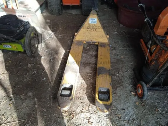 1#9595 Transpallet manuale C.E.M.A.T.