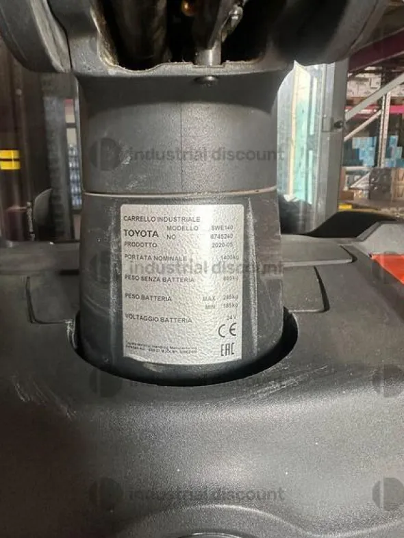 3#9231 Transpallet Toyota SWE140