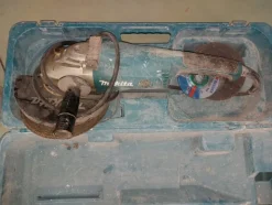 7#5859 Trapano Makita e avvitatore De Walt