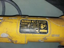 7#5859 Trapano Makita e avvitatore De Walt