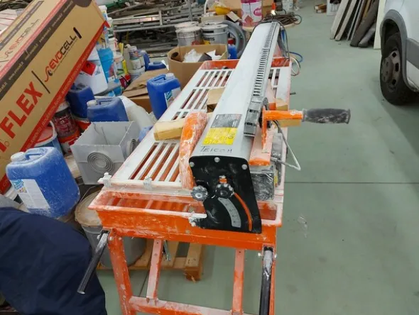7#5859 Trapano Makita e avvitatore De Walt