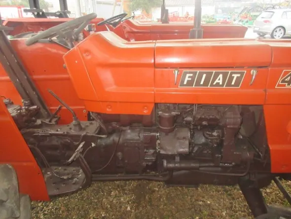 93#7078 Trattore agricolo Fiat