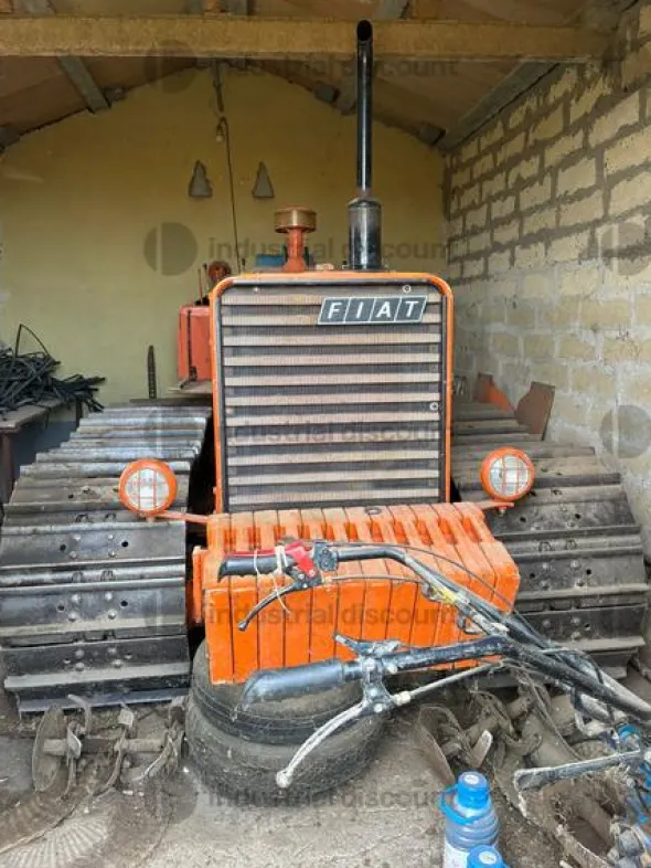 1#10264 Trattore agricolo Fiat 120C