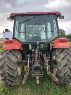TRATTORE AGRICOLO NEW HOLLAND -G240