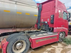 9#8039 Trattore cabinato Volvo Truck FH42T