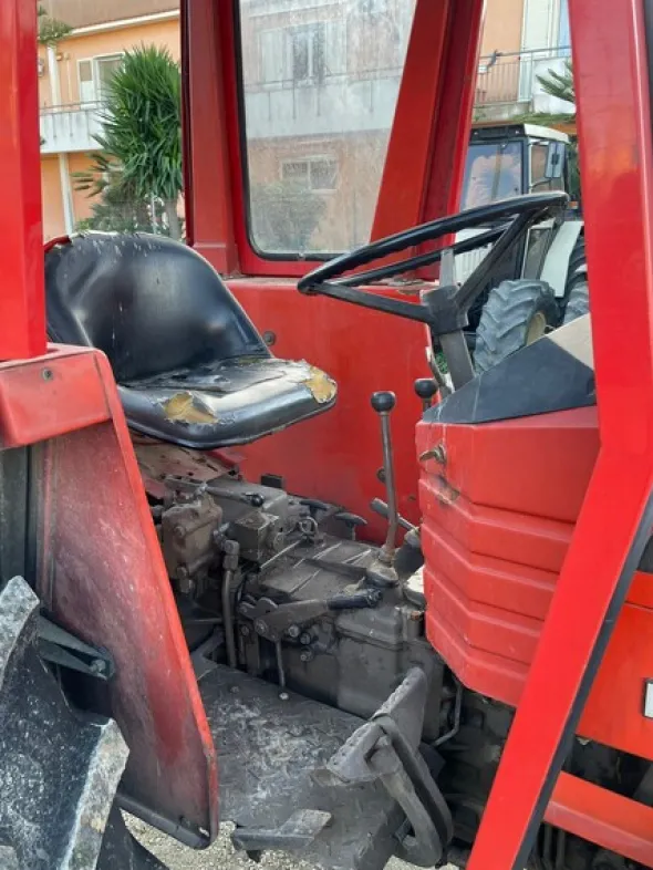 1#7633 Trattore Carraro