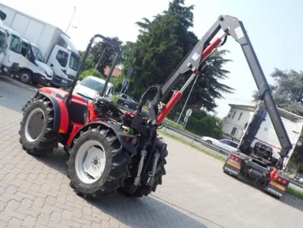 8#4423 Trattore Carraro SRX8400