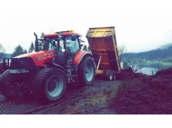 trattore CASE IH