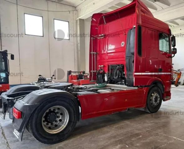 5#10300 Trattore DAF 480