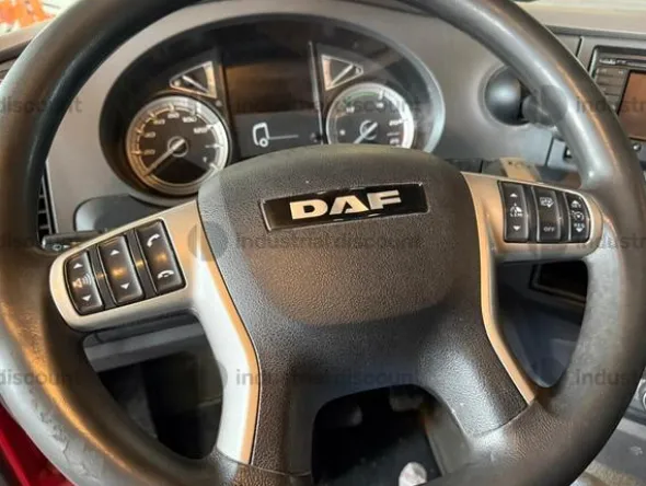 5#10300 Trattore DAF 480