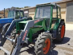 10#3287 Trattore Fendt 305 LS