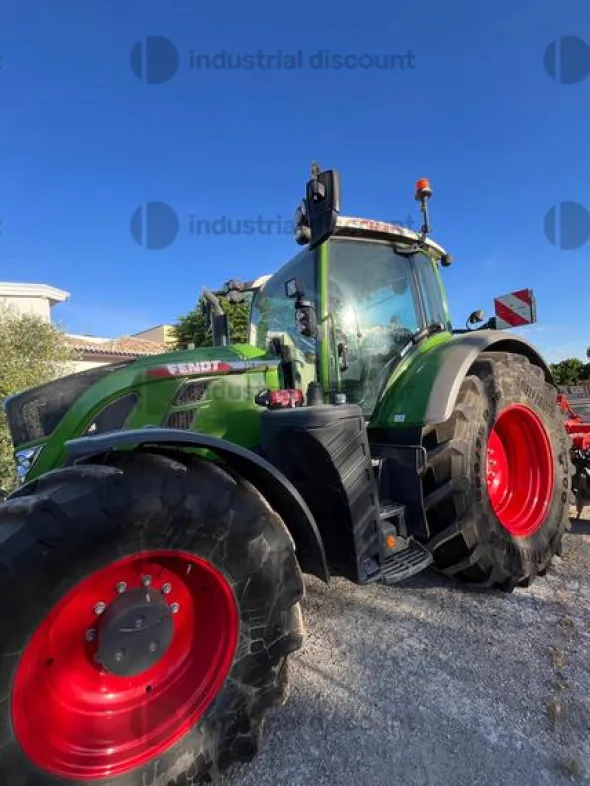 2#9744 Trattore Fendt 718 Vario