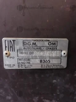 1#8989 Trattore Fiat 1880 DT