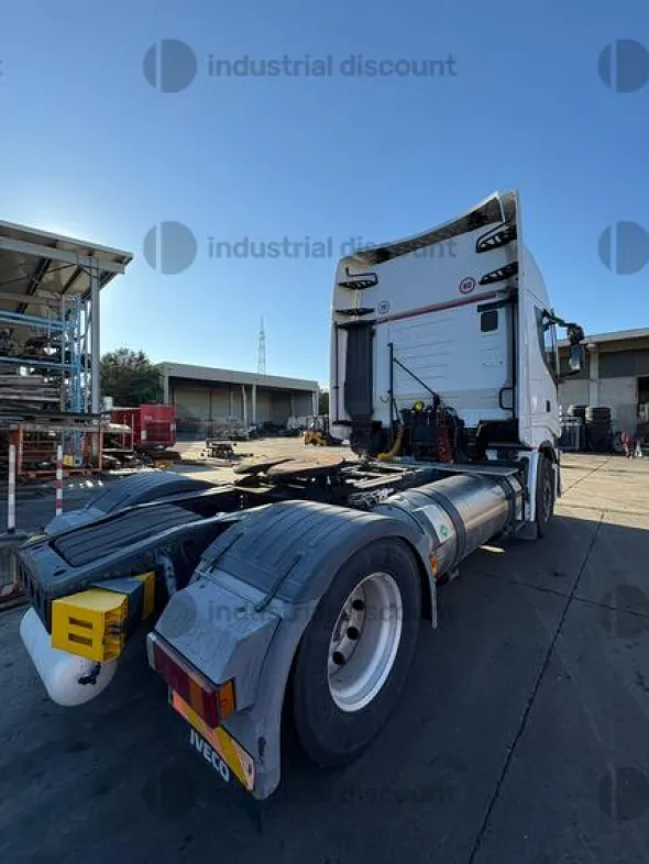 4#9676 Trattore Iveco Stralis 400