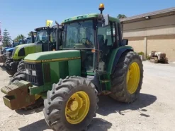 8#3287 Trattore John Deere 6400 AS