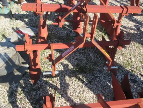 37#7078 Trattore Kubota e attrezzature agricole