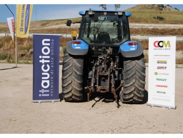4#3287 Trattore New Holland TM165
