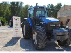 4#3287 Trattore New Holland TM165