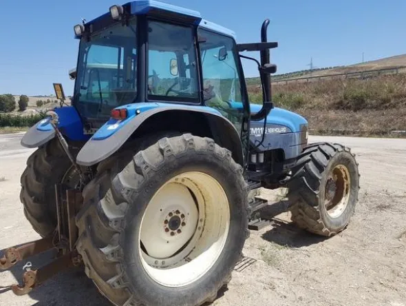 6#3287 Trattore New Holland TM 115
