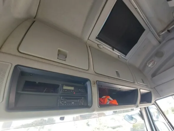 15#7956 Trattore per semirimorchio Iveco