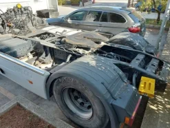 15#7956 Trattore per semirimorchio Iveco